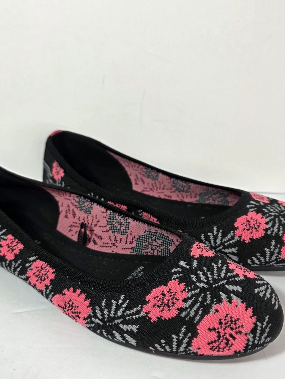 New Serra Ladies Recycled Material Shoes Flats Floral Womens 10